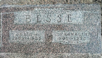 CHATFIELD Julia Ann 1853-1936 grave.jpg